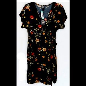 NWT Mid length Wrap dress by Bobeau